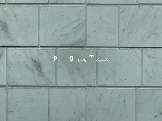 トヨタ アルファードハイブリット Z 福岡県 2024(令6)年 1万km ブラック ワンオーナー/ツインムーンルーフ/純正14インチコネクテッドナビ/　(Bluetooth/Miracast/フルセグTV)/パノラミックビューモニター/バックカメラ/デジタルインナーミラー/アドバンストパーク/アドバンストドライブ/トヨタセーフティセンス/・プリクラッシュセーフティ/・レーンディパーチャーアラート/・ロードサインアシスト/・レーダークルーズコントロール/・オートマチックハイビーム/ブラインドスポットモニター/安心降車アシスト/後方車両接近告知/周辺車両接近時サポート/クリアランスソナー/プロアクティブドライビングアシスト/フロント/リヤクロストラフィックアラート/リヤカメラディテクション/パーキングサポートブレーキ/両側パワースライドドア/パワーバックドア/純正18インチアルミホール/黒レザーシート/パドルシフト/ステアリングヒーター/パワーシート/シートヒーター/ベンチレーション/シートメモリー/電動サンシェード(2.3列目)/前後ドライブレコーダー/ETC2.0/純正フロアマット/置くだけ充電/スペアタイヤ/USBタイプCポート/100V電源