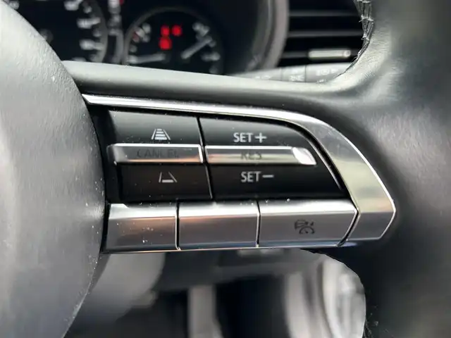 マツダ マツダ３ファストバック 15S ツーリング 群馬県 2020(令2)年 1.9万km ソニックシルバーM ワンオーナー/メモリナビ/バックカメラ/Bluetooth/フルセグテレビ/コーナーセンサー/ACC/ETC/LEDヘッドライト/純正18インチアルミホイール