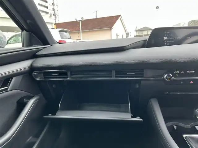 マツダ マツダ３ファストバック 15S ツーリング 群馬県 2020(令2)年 1.9万km ソニックシルバーM ワンオーナー/メモリナビ/バックカメラ/Bluetooth/フルセグテレビ/コーナーセンサー/ACC/ETC/LEDヘッドライト/純正18インチアルミホイール