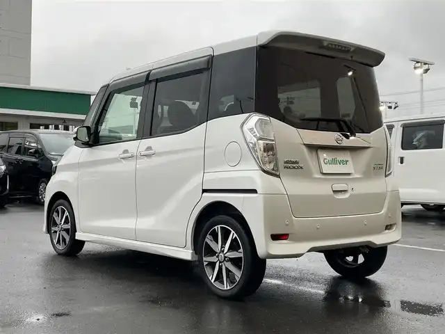 日産 デイズ ルークス ハイウェイスター Gターボ 東京都 2019(令1)年 2.2万km ホワイトパール ターボ/純正ナビ（CN-RE05WD）/Bluetooth/CDプレイヤー/DVDプレイヤー/テレビ/全方位カメラ/サーキュレーター/ドライブレコーダー（HDR-951GW)/両側パワースライドドア/15インチ純正アルミホイール/クルーズコントロール/前後コーナーセンサー/純正LEDヘッドライト/オートライト/オートマチックハイビーム