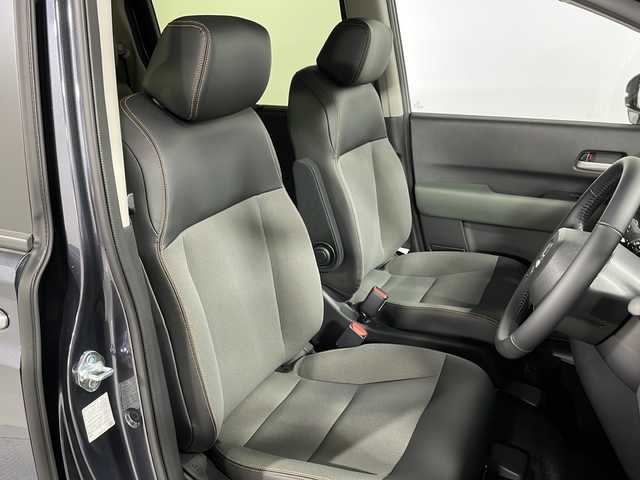 ホンダ フリード ハイブリット e:HEV クロスター 広島県 2025(令7)年 0.1千km メテオロイドグレーメタリック 登録済未使用車　5Km/純正９型ナビ/バックカメラ/シートヒーター/両側パワースライドドア/レーダークルーズコントロール/オートマチックハイビーム/衝突被害軽減ブレーキ/レーンキープアシスト/踏み間違い防止/ブラインドスポットモニター/ホールド機能付電動パーキングブレーキ/コーナーセンサー/LEDヘッドライト/純正15インチアルミホイール(185/65/R15)/エアバッグ(運転席/助手席/サイド/カーテン)