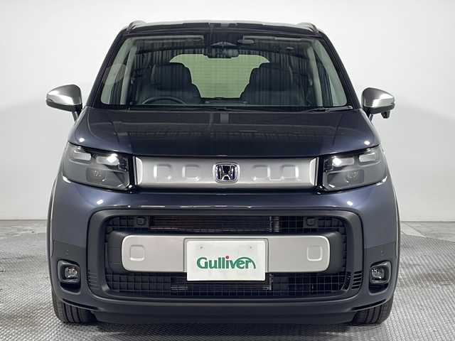 ホンダ フリード ハイブリット e:HEV クロスター 広島県 2025(令7)年 0.1千km メテオロイドグレーメタリック 登録済未使用車　5Km/純正９型ナビ/バックカメラ/シートヒーター/両側パワースライドドア/レーダークルーズコントロール/オートマチックハイビーム/衝突被害軽減ブレーキ/レーンキープアシスト/踏み間違い防止/ブラインドスポットモニター/ホールド機能付電動パーキングブレーキ/コーナーセンサー/LEDヘッドライト/純正15インチアルミホイール(185/65/R15)/エアバッグ(運転席/助手席/サイド/カーテン)