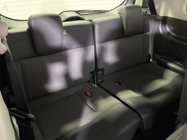 ホンダ フリード ハイブリット e:HEV クロスター 広島県 2025(令7)年 0.1千km メテオロイドグレーメタリック 登録済未使用車　5Km/純正９型ナビ/バックカメラ/シートヒーター/両側パワースライドドア/レーダークルーズコントロール/オートマチックハイビーム/衝突被害軽減ブレーキ/レーンキープアシスト/踏み間違い防止/ブラインドスポットモニター/ホールド機能付電動パーキングブレーキ/コーナーセンサー/LEDヘッドライト/純正15インチアルミホイール(185/65/R15)/エアバッグ(運転席/助手席/サイド/カーテン)