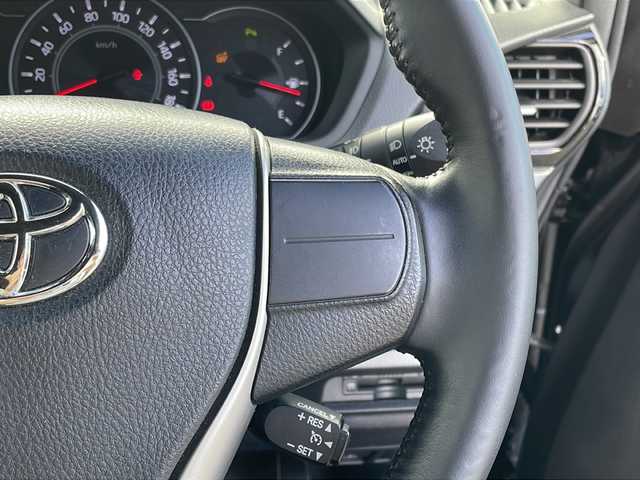 トヨタ ヴォクシー ZS 煌Ⅱ 福岡県 2020(令2)年 4.9万km ブラック 純正10インチナビ/（Bカメラ、Bluetooth、CD、DVD、TV、USB、HDMI、AM、FM）/両側パワースライドドア/純正12.1インチフリップダウンモニター（V12T-R68C)/デュアルエアコン/リアエアコン/クルーズコントロール/ドライブレコーダー前後/ETC/純正16インチホイール/プリクラッシュ/横滑り防止装置/車線逸脱警報/クリアランスソナー/アイドリングストップ/オートマチックハイビーム/プッシュスタート/スマートキー/LEDヘッドライト/フォグランプ/保証書