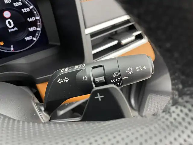 三菱 アウトランダー ＰＨＥＶ P 宮城県 2022(令4)年 0.1万km チタニウムグレーメタリック サンルーフ　/純正９型ナビ　/ＢＯＳＥサウンド　/黒革シート　/全周囲カメラ　/マイパイロット　/シート／ステアリングヒーター　/パワーバックドア　/ワイヤレス充電　/１００Ｖ電源　/スマートフォン連携　/車線維持支援/オートハイビーム/衝突軽減ブレーキ/パーキングセンサー/充電ケーブル車載/禁煙車