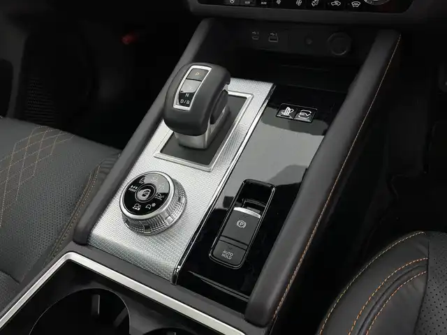 三菱 アウトランダー ＰＨＥＶ P 宮城県 2022(令4)年 0.1万km チタニウムグレーメタリック サンルーフ　/純正９型ナビ　/ＢＯＳＥサウンド　/黒革シート　/全周囲カメラ　/マイパイロット　/シート／ステアリングヒーター　/パワーバックドア　/ワイヤレス充電　/１００Ｖ電源　/スマートフォン連携　/車線維持支援/オートハイビーム/衝突軽減ブレーキ/パーキングセンサー/充電ケーブル車載/禁煙車