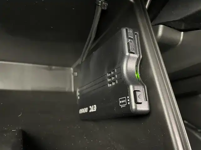 スズキ ジムニー XC 宮城県 2024(令6)年 0.7万km ブルーイッシュブラックパール3 純正ナビ（ワンセグTV/CD，DVD/BT)/バックカメラ/前方ドライブレコーダー/シートヒーター/前後コーナーセンサー/ヒーテッドドアミラー/LEDヘッドライト/ETC/ターボ