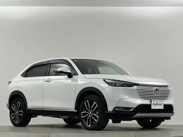 ホンダ ヴェゼル ハイブリッド e:HEV Z 埼玉県 2021(令3)年 3.3万km プラチナホワイトパール 純正９インチナビ　バックカメラ　Ｂｌｕｅｔｏｏｔｈ　シートヒーター　ハーフレザーシート　ＢＳＭ　ダウンヒルアシストコントロール　レーダークルーズコントロール　スマートキー　前後ドライブレコーダーＥＴＣ