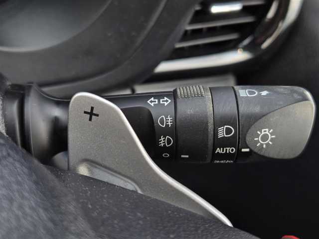 トヨタ ハイラックス Z GRスポーツ 鹿児島県 2022(令4)年 6.2万km アティチュードブラックマイカ GRサイドステップ/GRスポーツバー/パノラミックビューモニター/純正ディスプレィオーディオ/トヨタセーフティセンス/レダークルーズコントロール/パドルシフト/ハーフレザーシート/パワーシート/アイドリングストップ/ドライブレコーダー/ETC