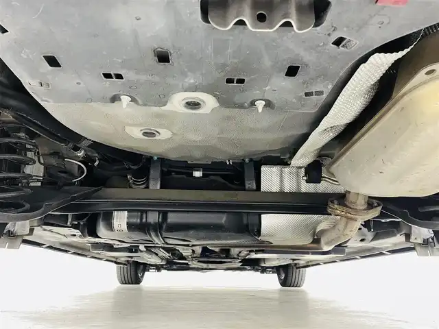 マツダ デミオ XD ブラックレザーリミテッド 福島県 2016(平28)年 6.6万km スノーフレイクホワイトパールマイカ 衝突軽減/・車線逸脱警報/・オートマチックハイビーム/・GVC/純正エアロ（フロント サイド）/純正7インチディスプレイオーディオ/・フルセグ/TV/BT/USB/AUX/SD/CD/DVD/FM/AM/バックカメラ/クルーズコントロール/LEDオートライト/・フォグライト/ハーフレザー/・シートヒーター/純正アルミホイール付きサマータイヤ/革ステアリング/・ステアリングリモコン/・パドルシフト/アイドリングストップ/純正フロアマット/純正ドアバイザー/アイドリングストップ/電動格納ミラー/・ウィンカーミラー/MTモード付AT/プッシュスタート/・スマートキー