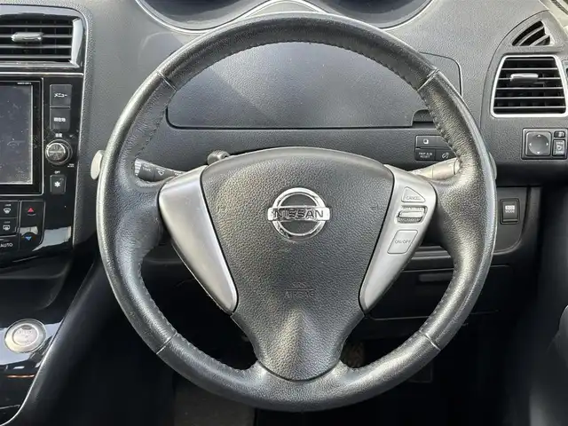 日産 セレナ ハイウェイスター S HV Vセレ 茨城県 2013(平25)年 7.3万km ブリリアントホワイトパール 純正ナビ　(AM/FM/CD/Bluetooth/ワンセグ)/フリップダウンモニター(ALPINE)/バックカメラ/クルーズコントロール/両側パワースライドドア/ETC/W(後席)エアコン/純正16インチアルミホイール/純正フロアマット/オートライト/パワーステアリング/横滑り防止装置/Wエアバック/スマートキー