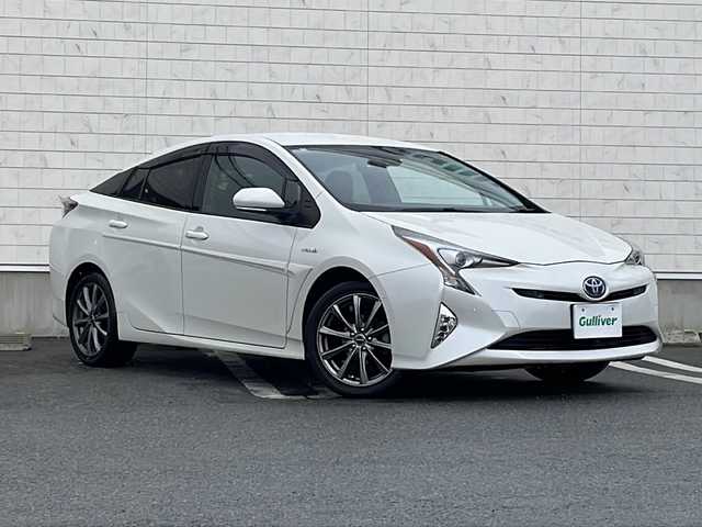 トヨタ プリウス A プレミアム 山形県 2017(平29)年 8.9万km ホワイトパールクリスタルシャイン 禁煙車/Toyota Safety Sense /・プリクラッシュセーフティ/・レーンディパーチャーアラート/・オートマチックハイビーム/・レーダークルーズコントロール/ヘッドアップディスプレイ/パーキングアシスト/合皮シート/純正ナビ(DSZT-YC4T)/CD.DVD.BT.SD/フルセグ/バック・フロントカメラ/パワーシート/シートヒーター/ETC2.0/AC100V(1500W)/純正エンジンスターター/ソライブレコーダー/LEDヘッドライト/プッシュスタート/スマートキー
