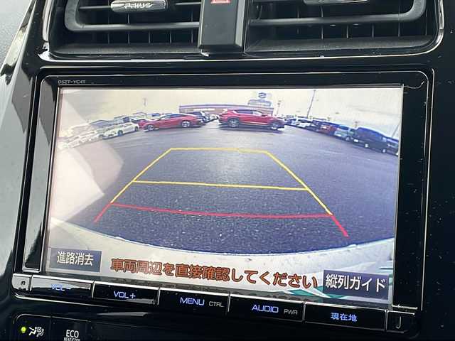 トヨタ プリウス A プレミアム 山形県 2017(平29)年 8.9万km ホワイトパールクリスタルシャイン 禁煙車/Toyota Safety Sense /・プリクラッシュセーフティ/・レーンディパーチャーアラート/・オートマチックハイビーム/・レーダークルーズコントロール/ヘッドアップディスプレイ/パーキングアシスト/合皮シート/純正ナビ(DSZT-YC4T)/CD.DVD.BT.SD/フルセグ/バック・フロントカメラ/パワーシート/シートヒーター/ETC2.0/AC100V(1500W)/純正エンジンスターター/ソライブレコーダー/LEDヘッドライト/プッシュスタート/スマートキー