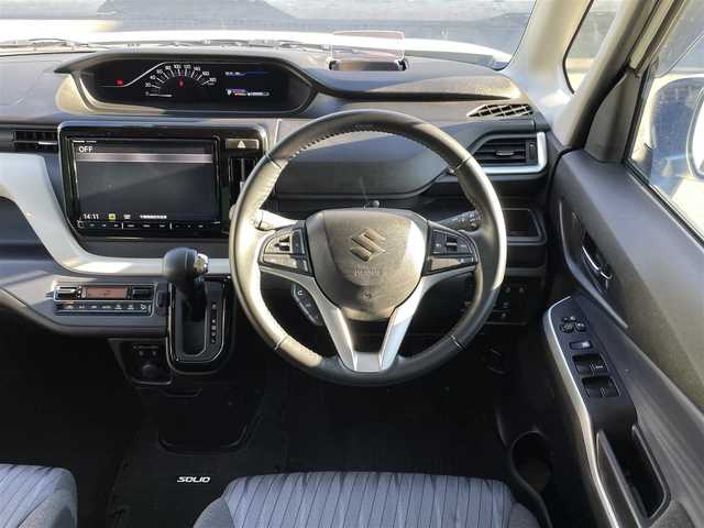 スズキ ソリオ HV MZ 千葉県 2021(令3)年 4.2万km ピュアホワイトP ワンオーナー/全方位カメラ/ヘッドアップディスプレイ/ナビ/　・フルセグTV/CD/DVD/Blue Tooth/USB/ナビ連動前後ドラレコ/HDMI端子/LEDヘッドライト/　・オートハイビーム/レーントレーシングアシスト/レーダークルーズ/両側パワスラドア/リアサーキュレーター/USB充電ポート/電格ミラー/ドアバイザー/取説/保証書/スペアキー/R4.5.6ディーラー記録簿