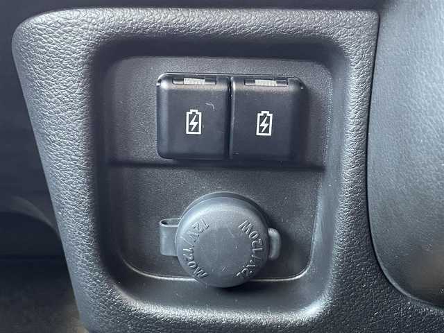 スズキ ソリオ HV MZ 千葉県 2021(令3)年 4.2万km ピュアホワイトP ワンオーナー/全方位カメラ/ヘッドアップディスプレイ/ナビ/　・フルセグTV/CD/DVD/Blue Tooth/USB/ナビ連動前後ドラレコ/HDMI端子/LEDヘッドライト/　・オートハイビーム/レーントレーシングアシスト/レーダークルーズ/両側パワスラドア/リアサーキュレーター/USB充電ポート/電格ミラー/ドアバイザー/取説/保証書/スペアキー/R4.5.6ディーラー記録簿