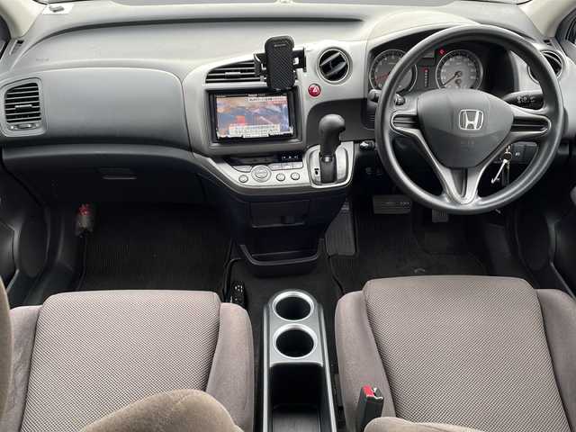 ホンダ ストリーム X 福島県 2006(平18)年 16.9万km ナイトホークブラックパール ４ＷＤ　社外ＨＤＤナビ　フルセグＴＶ　ＥＴＣ　ＨＩＤヘッドライト　オートライト　フォグランプ　リモコンキー　エンジンスターター　純正ドアバイザー　純正フロアマット　電格ミラー　ワイパーデアイサー