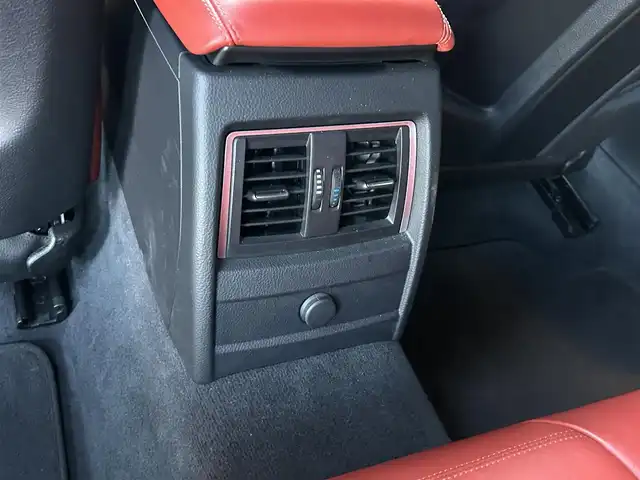 ＢＭＷ Ｍ３ 茨城県 2017(平29)年 3.5万km アルピンホワイトⅢ Mパフォ-マンスエアロパッケージ /アダプティブMサスペンション /カーボンスポイラ-/スプリッタ-/ディフュ-ザ-/ドアミラ- /純正19インチ黒塗装鍛造アルミ /HUD /赤革Mスポ-ツシ-ト シ-トヒ-タ- /M付PWシ-ト /LED /ナビ /TV /BT/USB/DVD/CD/衝突軽減B/レーンディパーチャーウォーニング/レーンチェンジウォーニング/ETC2.0/ドラレコ/禁煙車