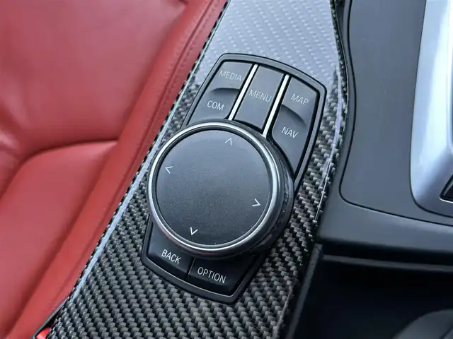 ＢＭＷ Ｍ３ 茨城県 2017(平29)年 3.5万km アルピンホワイトⅢ Mパフォ-マンスエアロパッケージ /アダプティブMサスペンション /カーボンスポイラ-/スプリッタ-/ディフュ-ザ-/ドアミラ- /純正19インチ黒塗装鍛造アルミ /HUD /赤革Mスポ-ツシ-ト シ-トヒ-タ- /M付PWシ-ト /LED /ナビ /TV /BT/USB/DVD/CD/衝突軽減B/レーンディパーチャーウォーニング/レーンチェンジウォーニング/ETC2.0/ドラレコ/禁煙車