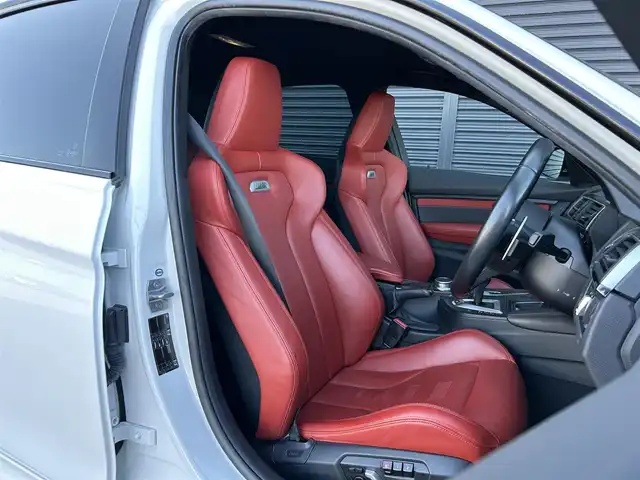 ＢＭＷ Ｍ３ 茨城県 2017(平29)年 3.5万km アルピンホワイトⅢ Mパフォ-マンスエアロパッケージ /アダプティブMサスペンション /カーボンスポイラ-/スプリッタ-/ディフュ-ザ-/ドアミラ- /純正19インチ黒塗装鍛造アルミ /HUD /赤革Mスポ-ツシ-ト シ-トヒ-タ- /M付PWシ-ト /LED /ナビ /TV /BT/USB/DVD/CD/衝突軽減B/レーンディパーチャーウォーニング/レーンチェンジウォーニング/ETC2.0/ドラレコ/禁煙車