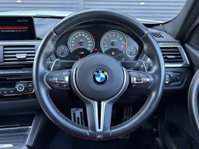 ＢＭＷ Ｍ３ 茨城県 2017(平29)年 3.5万km アルピンホワイトⅢ Mパフォ-マンスエアロパッケージ /アダプティブMサスペンション /カーボンスポイラ-/スプリッタ-/ディフュ-ザ-/ドアミラ- /純正19インチ黒塗装鍛造アルミ /HUD /赤革Mスポ-ツシ-ト シ-トヒ-タ- /M付PWシ-ト /LED /ナビ /TV /BT/USB/DVD/CD/衝突軽減B/レーンディパーチャーウォーニング/レーンチェンジウォーニング/ETC2.0/ドラレコ/禁煙車
