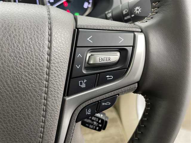 トヨタ ランドクルーザー プラド TX Lパッケージ 富山県 2022(令4)年 0.9万km ホワイトパールクリスタルシャイン サンルーフ/モデリスタエアロ/モデリスタスポーツマフラー/純正9型ナビ（AM/FM/BT/USB）/全方位カメラ/レザーシート/D/N席パワーシート/シートヒーター/エアシート/ブラインドスポットモニター/衝突被害軽減システム/レーダークルーズコントロール/レーンキープアシスト/コーナーセンサー/横滑り防止装置/オートLEDライト/ETC/純正アルミホイール/純正フロアマット/スマートキー/スペアキー