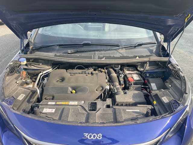 プジョー ３００８ GT ブルー HDi 福岡県 2020(令2)年 11.1万km 青Ｍ ワンオーナー/アップルカープレイ/衝突軽減ブレーキ/バックカメラ/サイドカメラ/スマートキー/パドルシフト/クルーズコントロール/ハーフレザーシート/シートヒーター/パワーリアゲート/ウインカードアミラー/電格ミラー/純正18インチアルミ/ルーフレール/フロアマット/取扱説明書/新車保証書