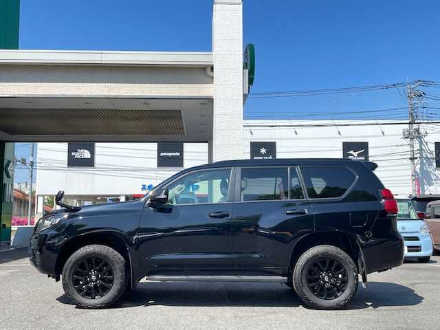 トヨタ ランドクルーザー プラド TX Lパッケージ ブラックED 埼玉県 2020(令2)年 3.8万km アティチュードブラックマイカ 外部検査済み/特別仕様車/7人乗り/ALPINE9型ナビTV/CD/DVD/Bluetooth/トヨタセーフティセンス/追従クルコン/衝突軽減ブレーキ/ルーフレール/レザーシート/シートヒーター/シートクーラー/専用18インチアルミホイール/LEDヘッドライト/LEDフォグライト/電動サードシート/オートハイビーム/バックカメラ/ETC