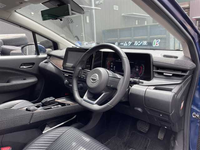 日産 オーラ G レザーエディション 滋賀県 2021(令3)年 7.2万km オーロラフレアブルーパール 禁煙車/純正ナビ/（CD/DVD/SD/Bluetooth/フルセグTV）/アラウンドビューモニター/デジタルインナーミラー/前方ドライブレコーダー/ビルトインETC/側方支援/後側方支援/エマージェンシーブレーキ/速度標識表示/標識検知支援/駐車支援/後退時車両検知警報/ふらつき警報/レザーシート/USB充電/電動パーキングブレーキ/オートホールドブレーキ/LEDヘッドライト/フォグランプ/オートヘッドライト/純正フロアマット/純正アルミホイール