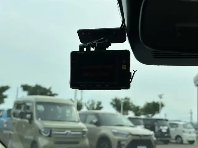 日産 ノート X 和歌山県 2021(令3)年 4万km ブリリアントシルバー 社外９型ナビ/フルセグTV/バックカメラ/（BT/CD/DVD)/エマージェンシーブレーキ/前後コーナーセンサー/横滑り防止機能/前後ドライブレコーダー/ビルトインETC/電子パーキング/オートホールド/純正フロアマット/ドライブモード/LEDヘッドライト/オートライト/オートハイビーム