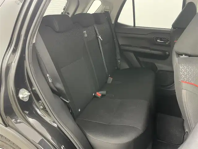 トヨタ ライズ Z 岡山県 2020(令2)年 4.1万km ブラックマイカメタリック 社外9インチメモリナビ(MDV-908HDL)/(CD/DVD/フルセグ/Bluetooth)/衝突軽減ブレーキ/アラウンドビューモニター/レーダークルーズコントロール/ビルトインETC/シートヒーター/LEDヘッドライト/コーナーセンサー/レーンキープアシスト/オートハイビーム/プッシュスタート/スマートキー/スペアキー/アイドリングストップ/社外フロアマット/新車保証書/取扱説明書