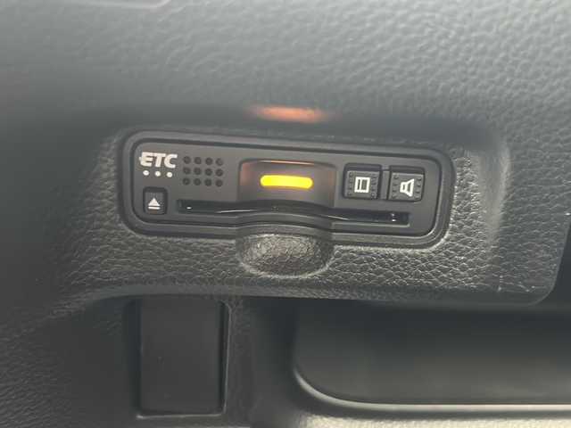 ホンダ Ｎ ＢＯＸ カスタム G L ホンダセンシング 佐賀県 2019(令1)年 5.6万km プラチナホワイトパール /ツートン//純正メモリナビ//CD/DVD/Bluetooth/フルセグTV//バックカメラ//ETC//ドライブレコーダー//片側電動スライドドア//純正LEDヘッドライト//純正14インチアルミホイール//純正フロアマット//純正ドアバイザー//取扱説明書//新車保証書//スペアキー1本//ホンダセンシング//レーンキープアシスト