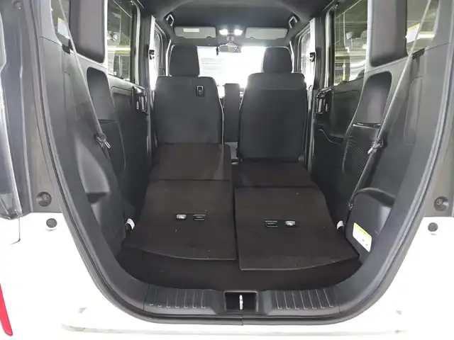 ホンダ Ｎ ＢＯＸ カスタム G L ホンダセンシング 福岡県 2020(令2)年 4.3万km プラチナホワイトパール 純正8型ナビ/　(Bluetooth/CD/DVD)/フルセグTV/両側パワースライドドア/バックカメラ/ビルトインETC/アダプティブクルーズコントロール/ソナーセンサー/ホンダセンシング/・衝突軽減ブレーキ/・誤発進抑制機能(前後)/・歩行者事故低減ステアリング/・先行車発進お知らせ機能/・車線維持支援システム/・オートハイビーム/・標識認識機能/LEDヘッドランプ/ステアリングスイッチ/前席シートヒーター/純正14インチアルミホイール/スマートキーシステム/プッシュエンジンスタート/禁煙車