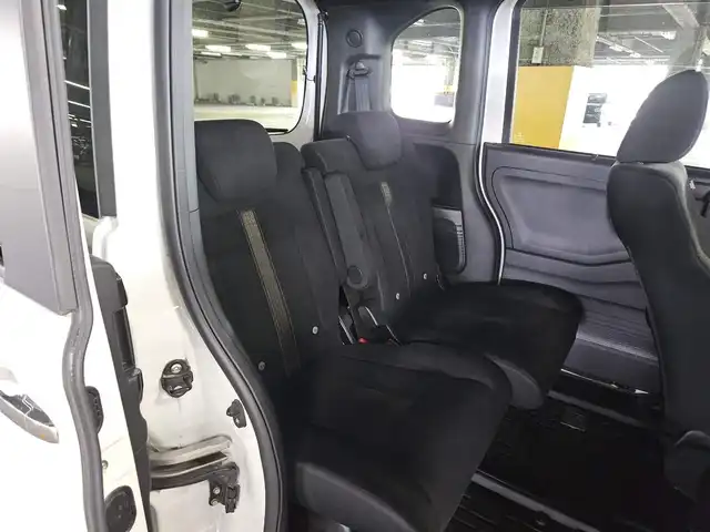 ホンダ Ｎ ＢＯＸ カスタム G L ホンダセンシング 福岡県 2020(令2)年 4.3万km プラチナホワイトパール 純正8型ナビ/　(Bluetooth/CD/DVD)/フルセグTV/両側パワースライドドア/バックカメラ/ビルトインETC/アダプティブクルーズコントロール/ソナーセンサー/ホンダセンシング/・衝突軽減ブレーキ/・誤発進抑制機能(前後)/・歩行者事故低減ステアリング/・先行車発進お知らせ機能/・車線維持支援システム/・オートハイビーム/・標識認識機能/LEDヘッドランプ/ステアリングスイッチ/前席シートヒーター/純正14インチアルミホイール/スマートキーシステム/プッシュエンジンスタート/禁煙車