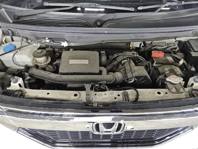 ホンダ Ｎ ＢＯＸ カスタム G L ホンダセンシング 福岡県 2020(令2)年 4.3万km プラチナホワイトパール 純正8型ナビ/　(Bluetooth/CD/DVD)/フルセグTV/両側パワースライドドア/バックカメラ/ビルトインETC/アダプティブクルーズコントロール/ソナーセンサー/ホンダセンシング/・衝突軽減ブレーキ/・誤発進抑制機能(前後)/・歩行者事故低減ステアリング/・先行車発進お知らせ機能/・車線維持支援システム/・オートハイビーム/・標識認識機能/LEDヘッドランプ/ステアリングスイッチ/前席シートヒーター/純正14インチアルミホイール/スマートキーシステム/プッシュエンジンスタート/禁煙車