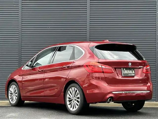 ＢＭＷ ２１８ｄ アクティブツアラー ラグジュアリー 茨城県 2019(令1)年 2.2万km 赤 後期型　/アドバンスドアクティブＳＦＴ　/ＡＣＣ　/ＨＵＤ　/コンフォートＰKG　/ＰＷテールゲート　/コンフォートアクセス　/パーキングサポートＰKG　/Ｂカメラ　/ＰＤＣ　/黒革　/シートヒーター　/Ｍ付ＰＷシート　/ナビ　/社外ＴＶ　/ＬＥＤ　/ＥＴＣ/禁煙車