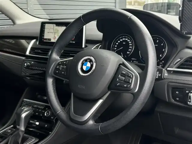 ＢＭＷ ２１８ｄ アクティブツアラー ラグジュアリー 茨城県 2019(令1)年 2.2万km 赤 後期型　/アドバンスドアクティブＳＦＴ　/ＡＣＣ　/ＨＵＤ　/コンフォートＰKG　/ＰＷテールゲート　/コンフォートアクセス　/パーキングサポートＰKG　/Ｂカメラ　/ＰＤＣ　/黒革　/シートヒーター　/Ｍ付ＰＷシート　/ナビ　/社外ＴＶ　/ＬＥＤ　/ＥＴＣ/禁煙車