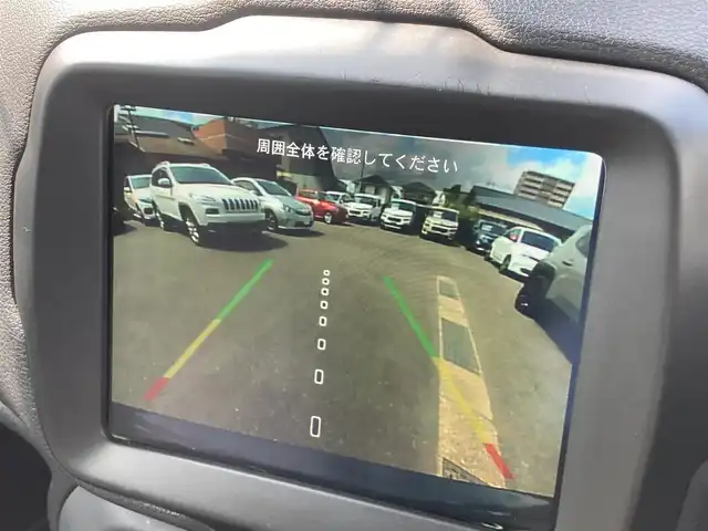 クライスラー・ジープ レネゲード スレートブルー 熊本県 2020(令2)年 4.6万km 青 ・スマートキー/・プッシュスタート/・自動緊急ブレーキ/・レーンセンス/・パークセンス/・ブラインドスポットモニター/・アクティブヘッドライト/・クルーズコントロール(追従式)/・黒革シート/・前席パワーシート/・前席シートヒーター /・ハンドルヒーター /・純正メモリナビ/　【Bluetooth・USB・AppleCarPlay・AndroidAuto】/・フルセグTV/・バックカメラ/・ETC2.0/・ドライブレコーダー(前後録画)/・LEDヘッドランプ/・LEDフォグランプ/・純正マット
