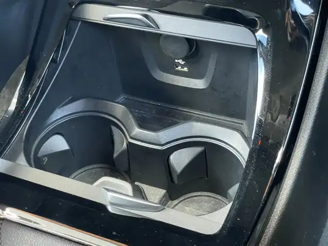 ＢＭＷ Ｘ１ xDrive 18d xライン 鹿児島県 2021(令3)年 4.6万km 白 禁煙車/純正ナビ/バックカメラ/ハイラインパッケージ/レザーシート/シートヒーター/コンフォートパッケージ/パワーシート/パワーバックドア/コーナーセンサー/純正18インチアルミホイール