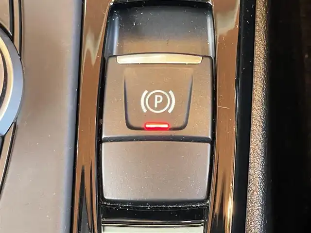 ＢＭＷ Ｘ１ xDrive 18d xライン 鹿児島県 2021(令3)年 4.6万km 白 禁煙車/純正ナビ/バックカメラ/ハイラインパッケージ/レザーシート/シートヒーター/コンフォートパッケージ/パワーシート/パワーバックドア/コーナーセンサー/純正18インチアルミホイール