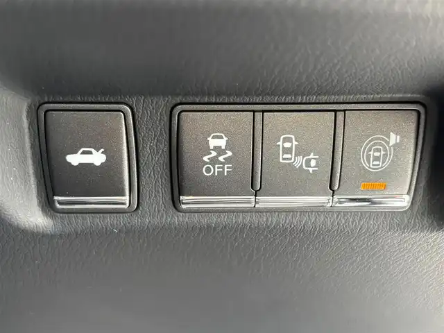日産 フーガ 370GT FOUR 福岡県 2015(平27)年 2.4万km ブラックパール 〇純正ナビ/〇フルセグTV/〇ETC/〇ドライブレコーダー/〇プレミアムインテリアパッケージ/〇ブラウンセミアニリン革シート/〇インテリジェントクルーズコントロール/〇全方位運転支援システム/〇LEDヘッドランプ/〇オートライト/〇純正18インチアルミホイール/〇純正フロアマット/〇革巻きステアリングホイール/〇SRSエアバッグ/〇フォレストエアコン/〇パワーシート/パワーオットマン(助手席)/〇アームレスト/〇インテリジェントキー/アラウンドビューモニター/〇スペアキー/〇禁煙車