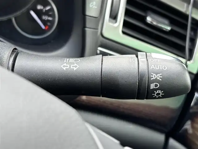 日産 フーガ 370GT FOUR 福岡県 2015(平27)年 2.4万km ブラックパール 〇純正ナビ/〇フルセグTV/〇ETC/〇ドライブレコーダー/〇プレミアムインテリアパッケージ/〇ブラウンセミアニリン革シート/〇インテリジェントクルーズコントロール/〇全方位運転支援システム/〇LEDヘッドランプ/〇オートライト/〇純正18インチアルミホイール/〇純正フロアマット/〇革巻きステアリングホイール/〇SRSエアバッグ/〇フォレストエアコン/〇パワーシート/パワーオットマン(助手席)/〇アームレスト/〇インテリジェントキー/アラウンドビューモニター/〇スペアキー/〇禁煙車