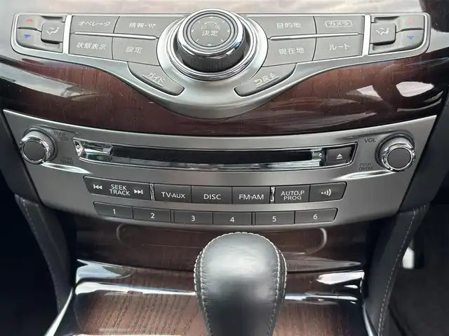 日産 フーガ 370GT FOUR 福岡県 2015(平27)年 2.4万km ブラックパール 〇純正ナビ/〇フルセグTV/〇ETC/〇ドライブレコーダー/〇プレミアムインテリアパッケージ/〇ブラウンセミアニリン革シート/〇インテリジェントクルーズコントロール/〇全方位運転支援システム/〇LEDヘッドランプ/〇オートライト/〇純正18インチアルミホイール/〇純正フロアマット/〇革巻きステアリングホイール/〇SRSエアバッグ/〇フォレストエアコン/〇パワーシート/パワーオットマン(助手席)/〇アームレスト/〇インテリジェントキー/アラウンドビューモニター/〇スペアキー/〇禁煙車
