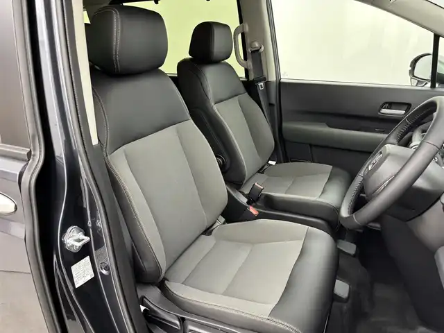 ホンダ フリード ハイブリット e:HEV クロスター 福岡県 2025(令7)年 0.1千km メテオロイドグレーメタリック 登録済未使用車　/純正９型ナビ／フルセグＴＶ／ＢＴ　/両側パワースライドドア　/バックカメラ　/レーダークルーズコントロール　/ＢＳＭ　/衝突軽減被害システム　/レーンキープ　/コーナーセンサー　/シートヒーター