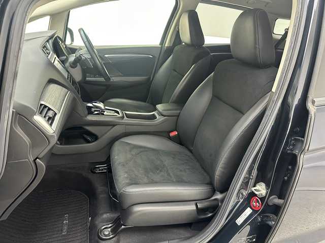 ホンダ シャトル ハイブリッド Z 兵庫県 2015(平27)年 3.2万km ミッドナイトブルービームM 純正SDナビ(CD/DVD/Bluetooth/フルセグ)/バックカメラ/パドルシフト/クルーズコントロール/ハーフレザーシート/シートヒーター/LEDヘッドライト/オートライト/フォグライト/純正16インチアルミホイール/純正フロアマット/ETC