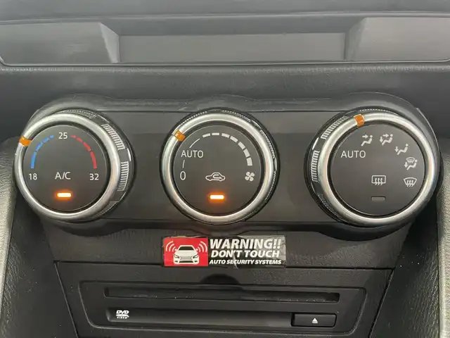 マツダ ＣＸ－３ 20S 鹿児島県 2019(平31)年 3.7万km セラミックM 純正SDナビ/フルセグTV/BT/CD/DVD/AM/FM/360°ビューモニター/スマートシティブレーキサポート/電動パーキングブレーキ/オートブレーキホールド/LEDヘッドライト/ETC/純正16インチアルミホイール/純正フロアマット/ドアバイザー