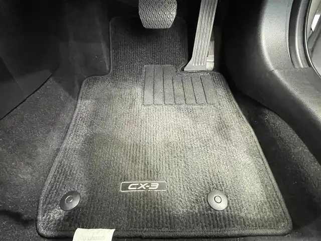 マツダ ＣＸ－３ 20S 鹿児島県 2019(平31)年 3.7万km セラミックM 純正SDナビ/フルセグTV/BT/CD/DVD/AM/FM/360°ビューモニター/スマートシティブレーキサポート/電動パーキングブレーキ/オートブレーキホールド/LEDヘッドライト/ETC/純正16インチアルミホイール/純正フロアマット/ドアバイザー