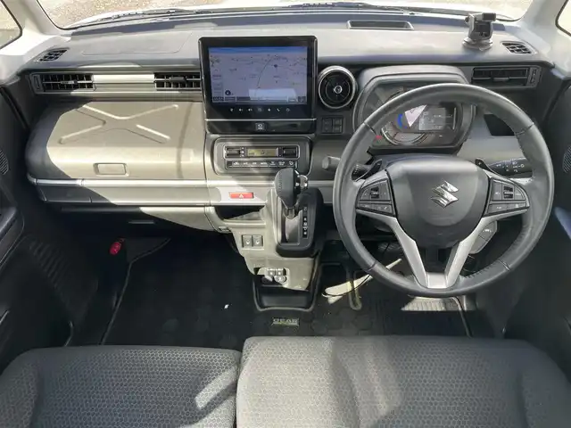 スズキ スペーシア ギア HYBRID XZターボ 青森県 2022(令4)年 7.5万km シフォンアイボリーM ワンオーナー/4WD/ターボ/純正ホイール夏タイヤ装着/社外スタッドレスタイヤ3本車載/メモリナビ/フルセグテレビ/バックカメラ/ドライブレコーダー/アラウンドビューモニター/アイドリングストップ/ウィンカーミラー/クルーズコントロール/ドアバイザー/プッシュスタート/両側パワースライドドア/ETC/運転席助手席シートヒーター/ハンズフリー/純正フロアマット