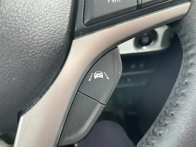 スズキ スペーシア ギア HYBRID XZターボ 青森県 2022(令4)年 7.5万km シフォンアイボリーM ワンオーナー/4WD/ターボ/純正ホイール夏タイヤ装着/社外スタッドレスタイヤ3本車載/メモリナビ/フルセグテレビ/バックカメラ/ドライブレコーダー/アラウンドビューモニター/アイドリングストップ/ウィンカーミラー/クルーズコントロール/ドアバイザー/プッシュスタート/両側パワースライドドア/ETC/運転席助手席シートヒーター/ハンズフリー/純正フロアマット