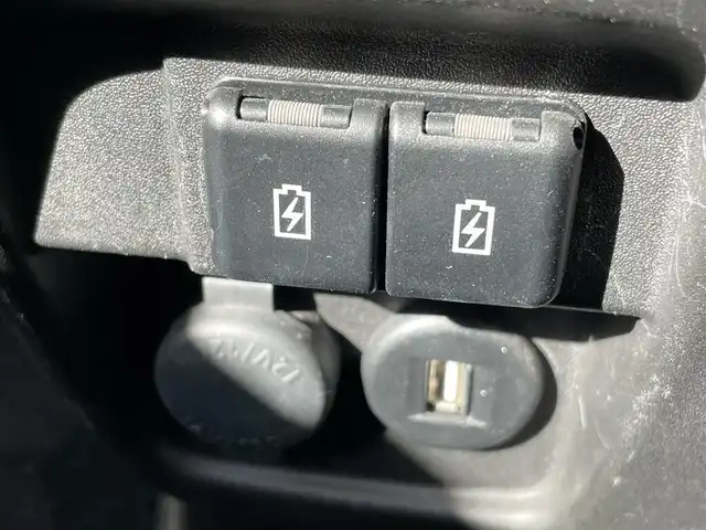 スズキ スペーシア ギア HYBRID XZターボ 青森県 2022(令4)年 7.5万km シフォンアイボリーM ワンオーナー/4WD/ターボ/純正ホイール夏タイヤ装着/社外スタッドレスタイヤ3本車載/メモリナビ/フルセグテレビ/バックカメラ/ドライブレコーダー/アラウンドビューモニター/アイドリングストップ/ウィンカーミラー/クルーズコントロール/ドアバイザー/プッシュスタート/両側パワースライドドア/ETC/運転席助手席シートヒーター/ハンズフリー/純正フロアマット