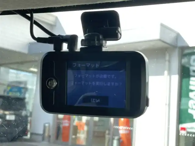 スズキ スペーシア ギア HYBRID XZターボ 青森県 2022(令4)年 7.5万km シフォンアイボリーM ワンオーナー/4WD/ターボ/純正ホイール夏タイヤ装着/社外スタッドレスタイヤ3本車載/メモリナビ/フルセグテレビ/バックカメラ/ドライブレコーダー/アラウンドビューモニター/アイドリングストップ/ウィンカーミラー/クルーズコントロール/ドアバイザー/プッシュスタート/両側パワースライドドア/ETC/運転席助手席シートヒーター/ハンズフリー/純正フロアマット